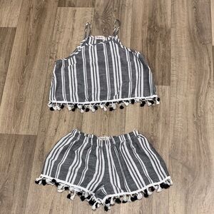 💰M Girls by Material Girls Striped Halter Top & Shorts with Tassels Junior sz
